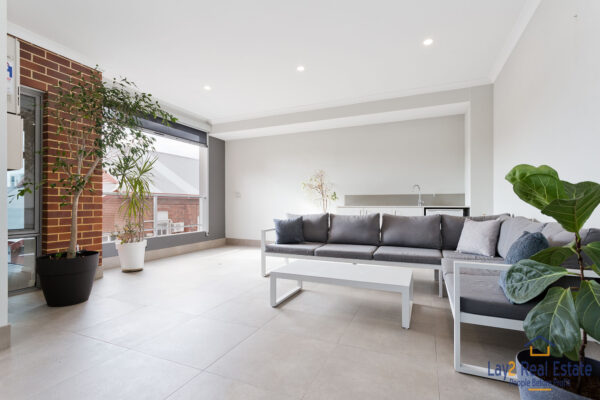 Walk to the Train Station and Cafes!  Stylish, Low Maintenance Living in the Heart of Maylands