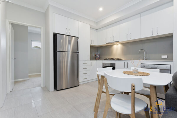 Walk to the Train Station and Cafes!  Stylish, Low Maintenance Living in the Heart of Maylands - Image 6