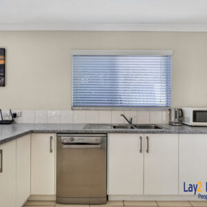 Contemporary Family 4 Bedroom Living - Image 15