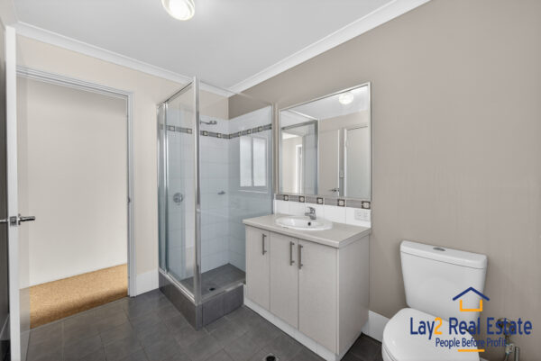 Contemporary Family 4 Bedroom Living - Image 17
