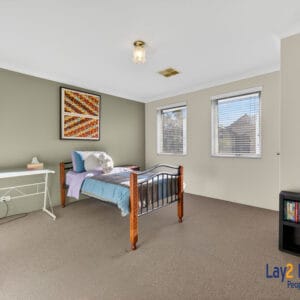 Contemporary Family 4 Bedroom Living - Image 20