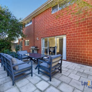 Contemporary Family 4 Bedroom Living - Image 24