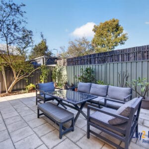 Contemporary Family 4 Bedroom Living - Image 25