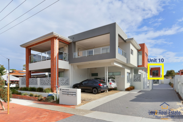Walk to the Train Station and Cafes!  Stylish, Low Maintenance Living in the Heart of Maylands - Image 2