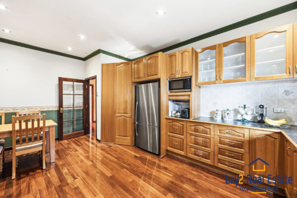 Warm & Welcoming Home in Central Bayswater. 57 Roberts St Bayswater WA - Image 10