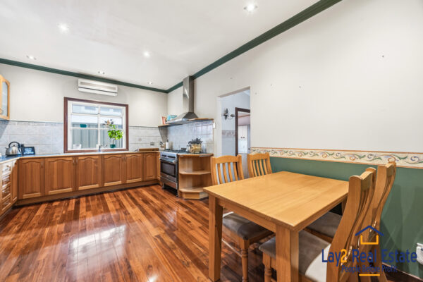 Warm & Welcoming Home in Central Bayswater. 57 Roberts St Bayswater WA - Image 11