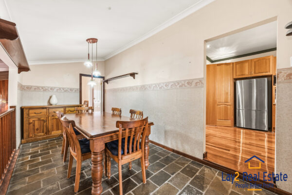 Warm & Welcoming Home in Central Bayswater. 57 Roberts St Bayswater WA - Image 12