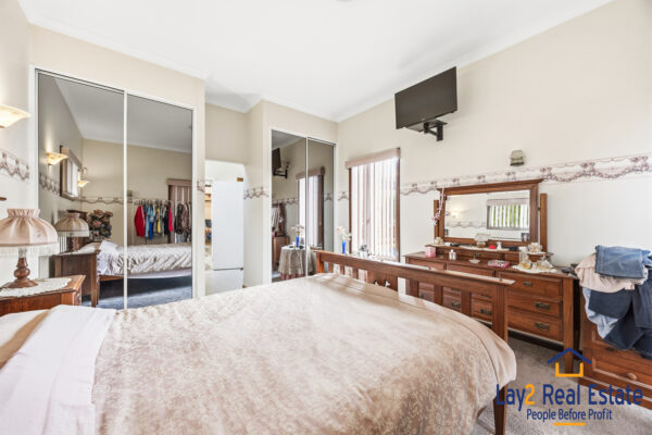 Warm & Welcoming Home in Central Bayswater. 57 Roberts St Bayswater WA - Image 15