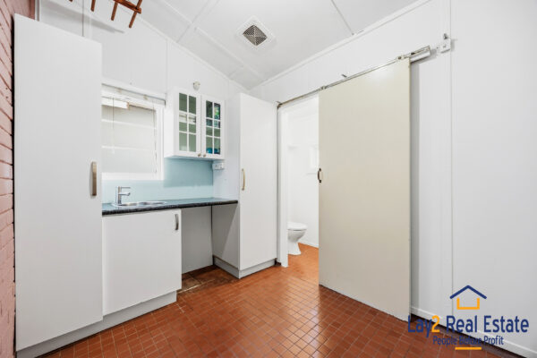 A Bayswater Classic Ready for its Next Chapter | 34 Cobden Street, Bayswater WA 6053 - Image 14