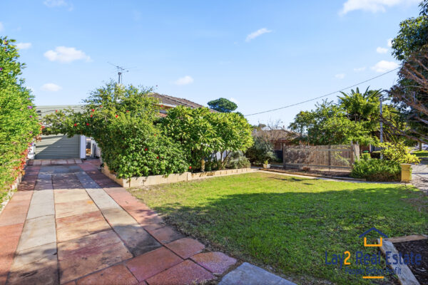 A Bayswater Classic Ready for its Next Chapter | 34 Cobden Street, Bayswater WA 6053 - Image 2