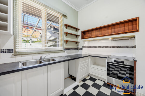 A Bayswater Classic Ready for its Next Chapter | 34 Cobden Street, Bayswater WA 6053 - Image 6