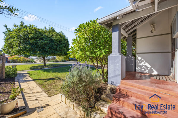 A Bayswater Classic Ready for its Next Chapter | 34 Cobden Street, Bayswater WA 6053 - Image 3