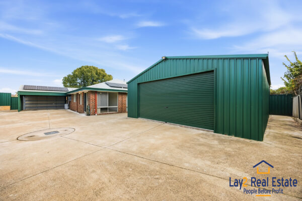 Check out my Rear!  | 9 Abisko Court, Ballajura WA 6063 - Image 3