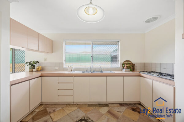 Check out my Rear!  | 9 Abisko Court, Ballajura WA 6063 - Image 8