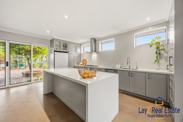 RARE RIVERSIDE OPPORTUNITY*  1000sqm block | 93 River View Avenue, South Guildford - Image 14
