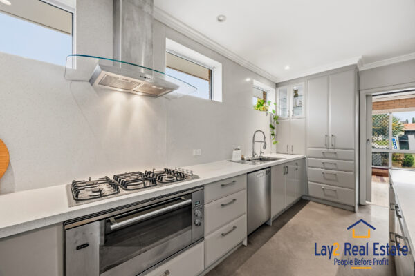 RARE RIVERSIDE OPPORTUNITY*  1000sqm block | 93 River View Avenue, South Guildford - Image 16