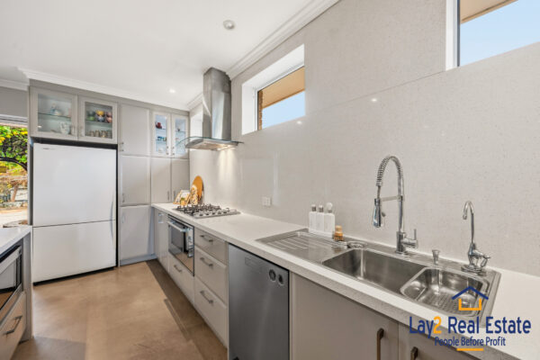 RARE RIVERSIDE OPPORTUNITY*  1000sqm block | 93 River View Avenue, South Guildford - Image 18