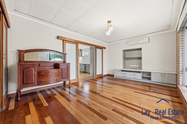 RARE RIVERSIDE OPPORTUNITY*  1000sqm block | 93 River View Avenue, South Guildford - Image 5