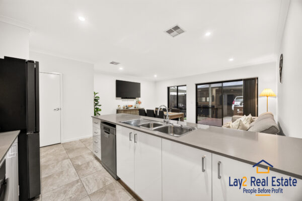 See Why This Home Stands Above the Rest - 14 Everglades Avenue, Brabham WA - Image 8