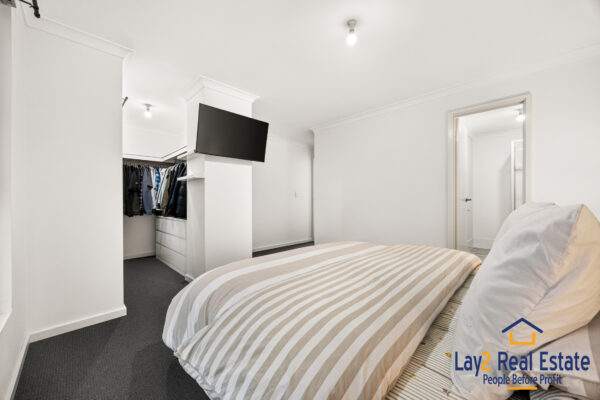 See Why This Home Stands Above the Rest - 14 Everglades Avenue, Brabham WA - Image 11