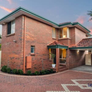 75B-Ninth-Ave-Maylands-WA-front-of-property-and-car-port-image-1.-Property-for-sale-by-Lay2-Real-Estate
