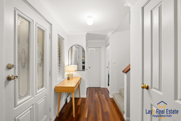 75B-Ninth-Ave-Maylands-WA-hallway-image.-Property-for-sale-by-Lay2-Real-Estate