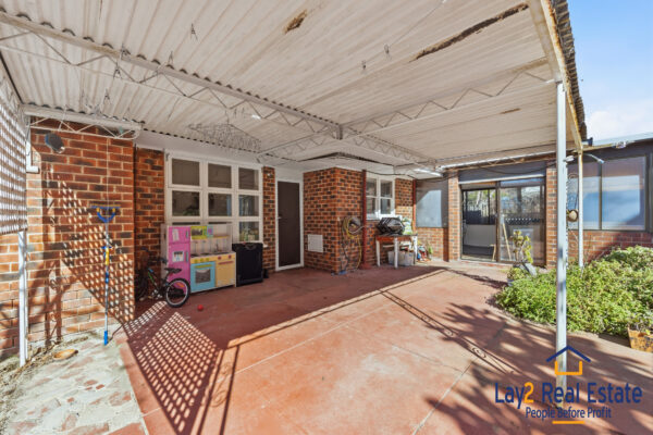 A 1950's Classic on 835sqm Elevated Block!  44 Stone Street, Bayswater WA 6053 - Image 21