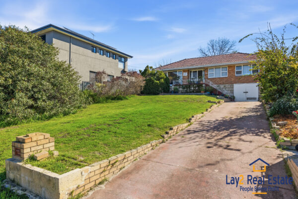 A 1950's Classic on 835sqm Elevated Block!  44 Stone Street, Bayswater WA 6053 - Image 5