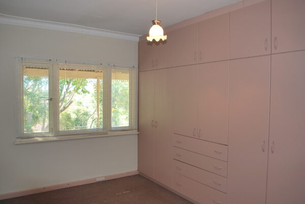 20 Anzac St Bayswater WA 6053 main Bedroom