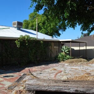 20 Anzac St Bayswater WA 6053 Back yard