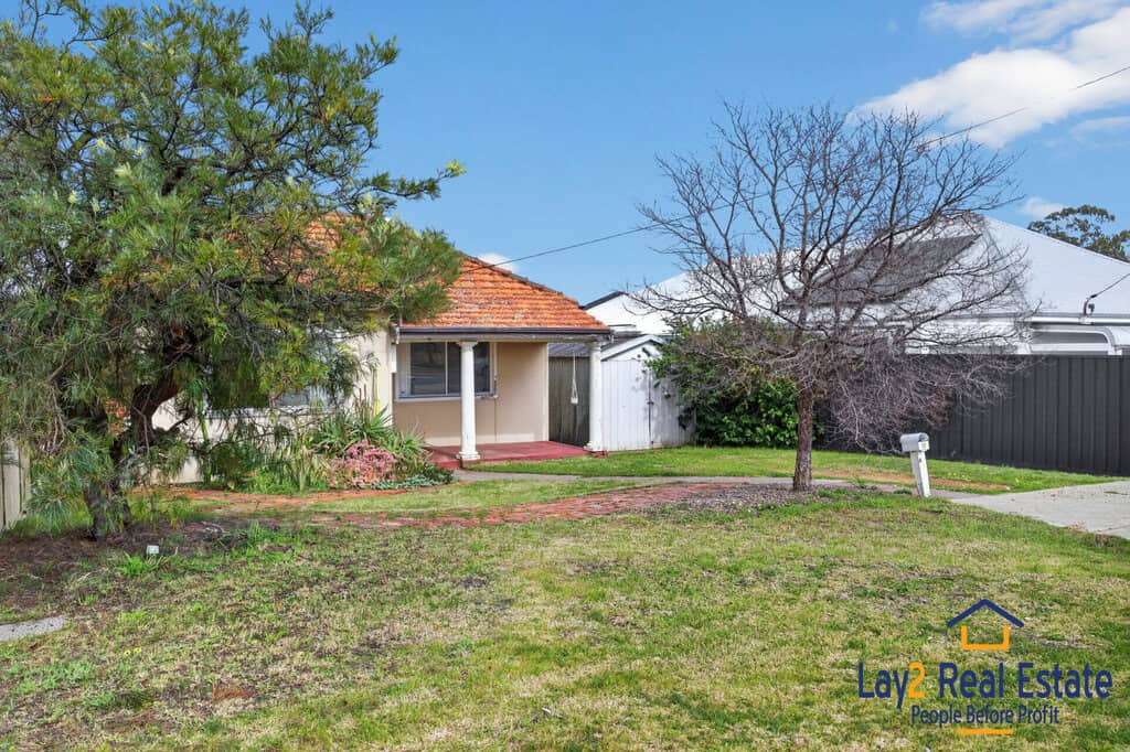 Central Bayswater Full Size Block with FREE house. - Image 5