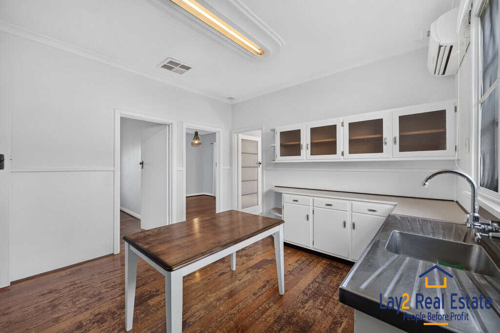 Central Bayswater Full Size Block with FREE house. - Image 10