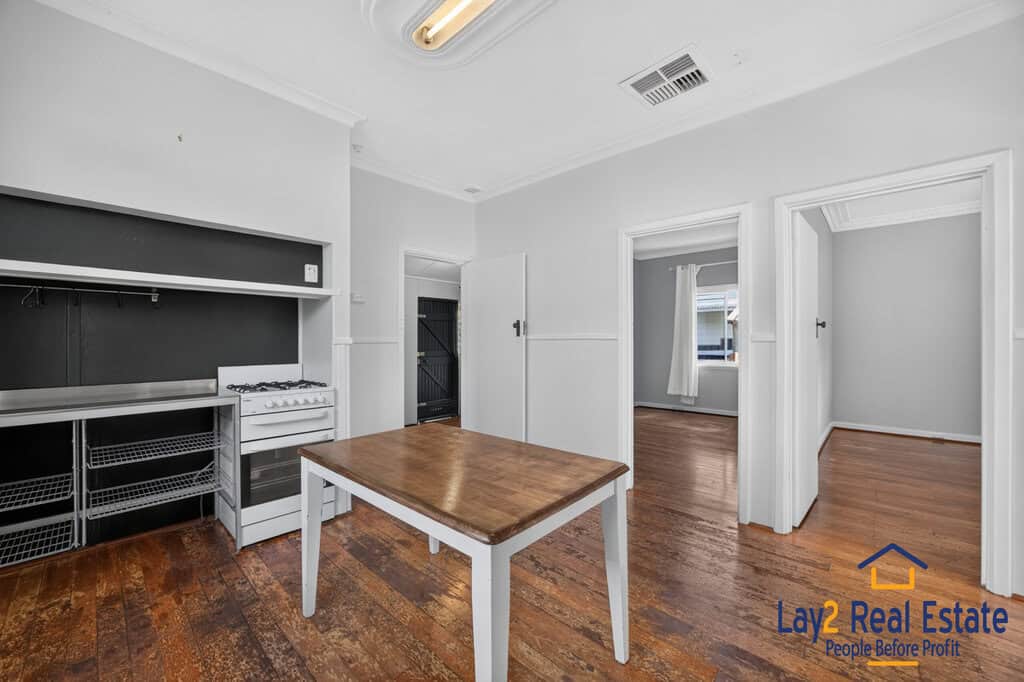 Central Bayswater Full Size Block with FREE house. - Image 9