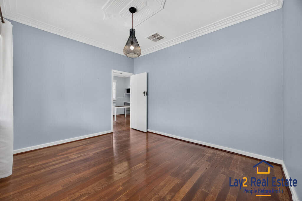 Central Bayswater Full Size Block with FREE house. - Image 17