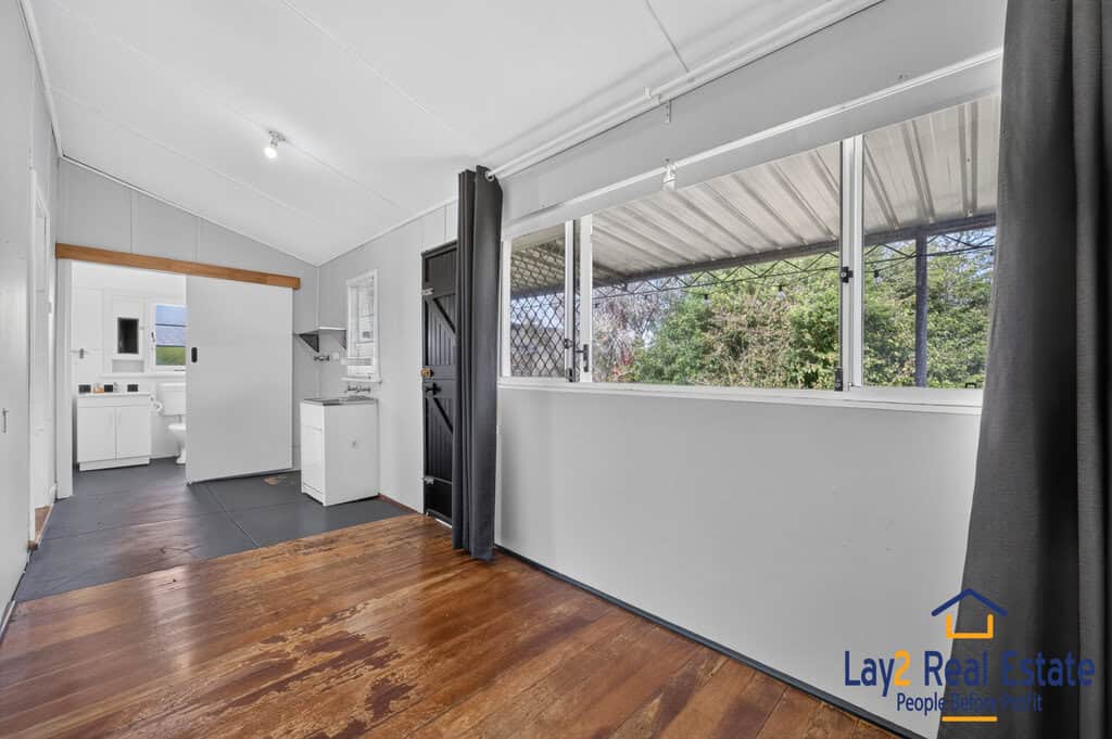 Central Bayswater Full Size Block with FREE house. - Image 20