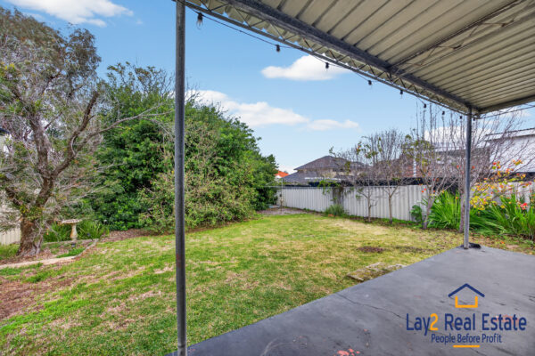Just 250m to Bayswater Train Station - 121 Whatley Crescent Bayswater WA 6053 - Image 23