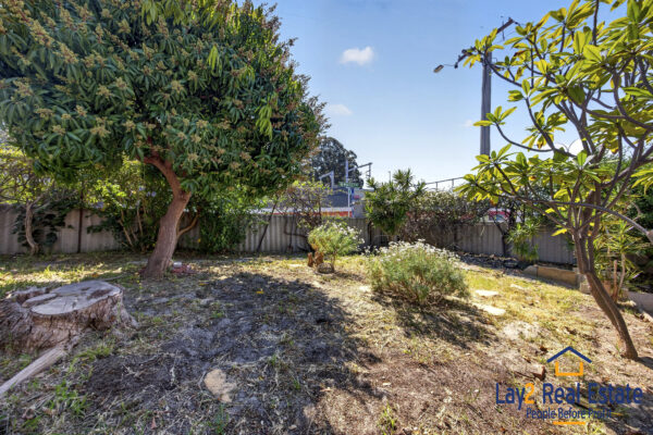 Just 250m to Bayswater Train Station - 121 Whatley Crescent Bayswater WA 6053 - Image 25