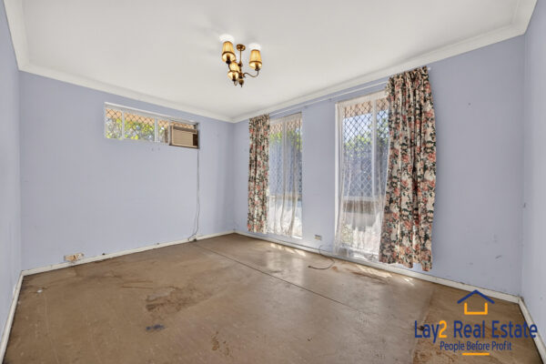 Just 250m to Bayswater Train Station - 121 Whatley Crescent Bayswater WA 6053 - Image 7