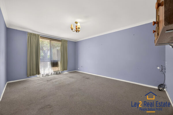 Just 250m to Bayswater Train Station - 121 Whatley Crescent Bayswater WA 6053 - Image 5
