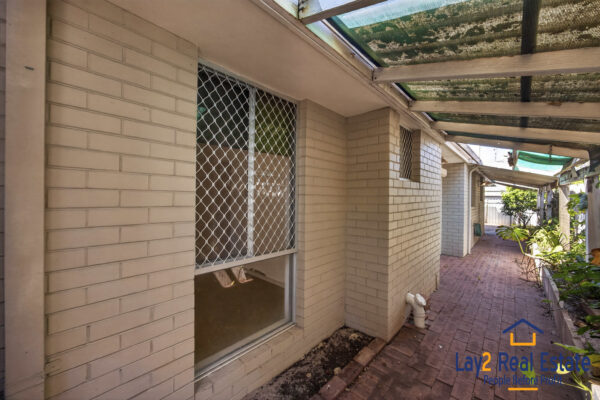 Just 250m to Bayswater Train Station - 121 Whatley Crescent Bayswater WA 6053 - Image 21