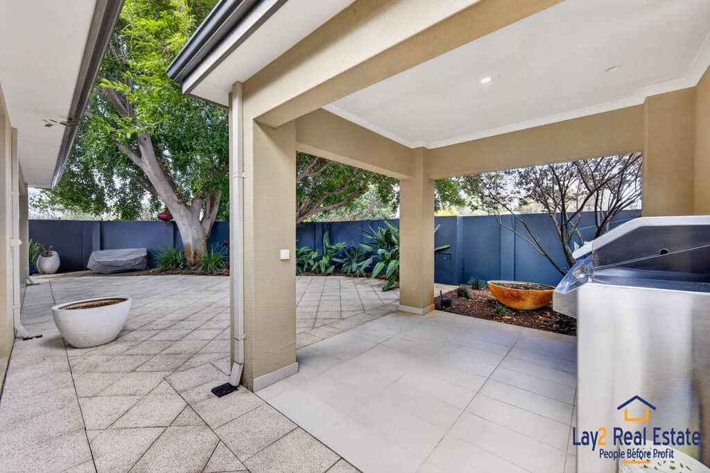Luxury Custom Built Home For Sale. 60 Shaftesbury Ave Bayswater WA 6053. - Image 32