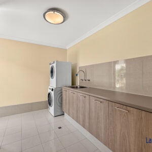 Luxury Custom Built Home For Sale. 60 Shaftesbury Ave Bayswater WA 6053. - Image 31