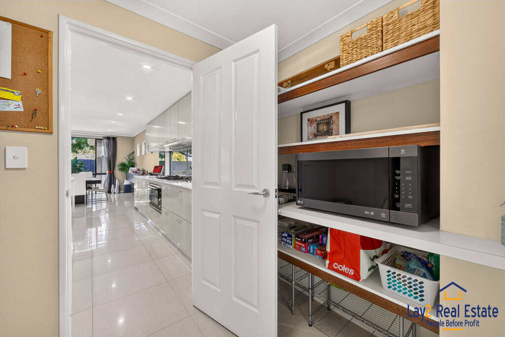 Luxury Custom Built Home For Sale. 60 Shaftesbury Ave Bayswater WA 6053. - Image 29