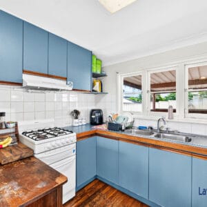 Endless Possibilities on 723 sqm of Elevated Land - Image 10