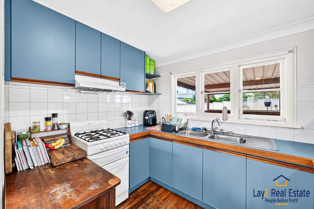 Endless Possibilities on 723 sqm of Elevated Land - Image 10
