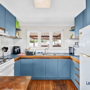 Endless Possibilities on 723 sqm of Elevated Land - Image 8