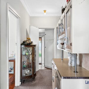 Endless Possibilities on 723 sqm of Elevated Land - Image 12